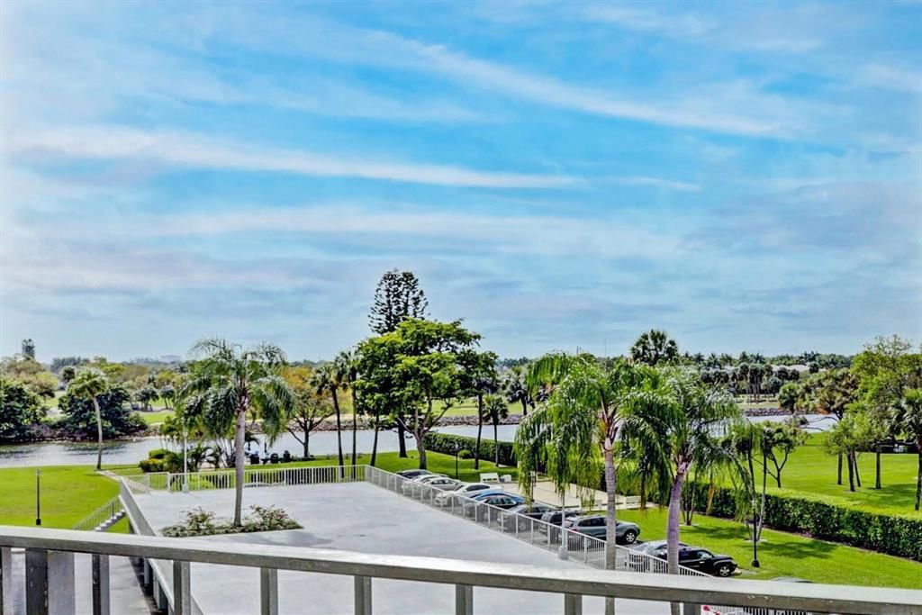 Photo of 336 Golfview Road #414, North Palm Beach, FL 33408 (MLS # R10695435)