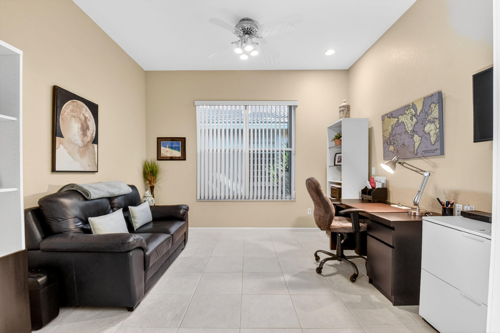 VALENCIA LAKES 3 - Residential