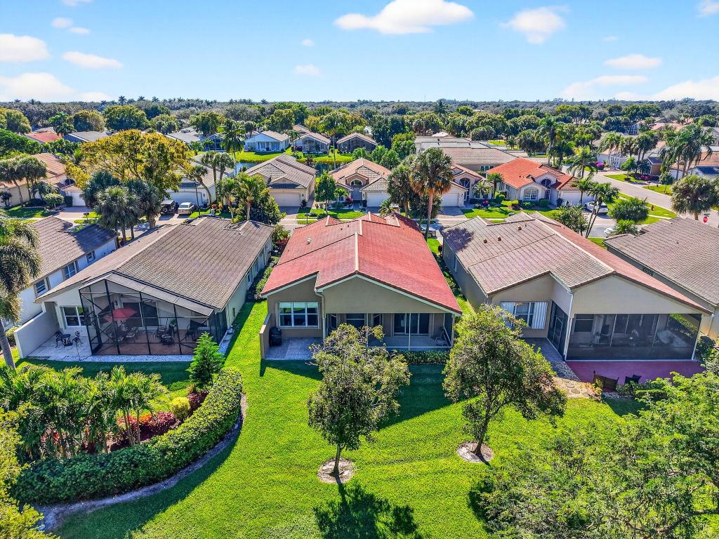 VALENCIA LAKES 3 - Residential