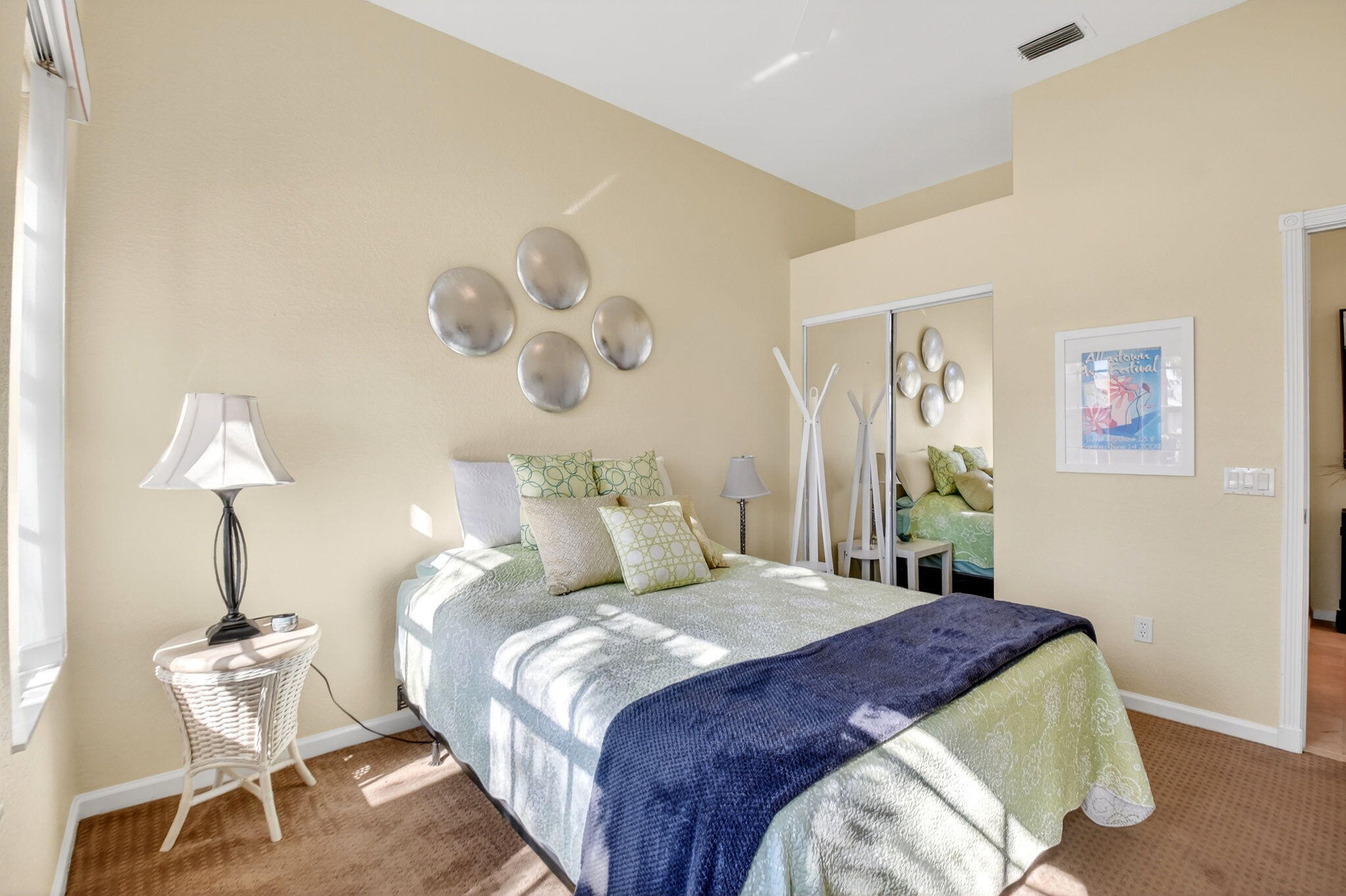 VALENCIA LAKES 3 - Residential