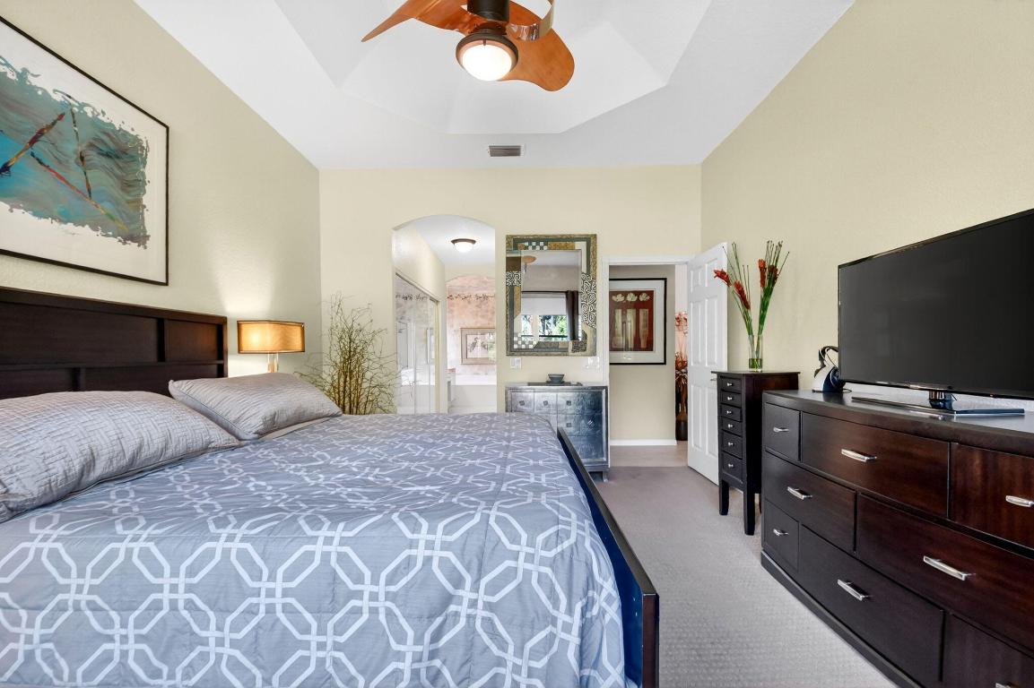 VALENCIA LAKES 3 - Residential