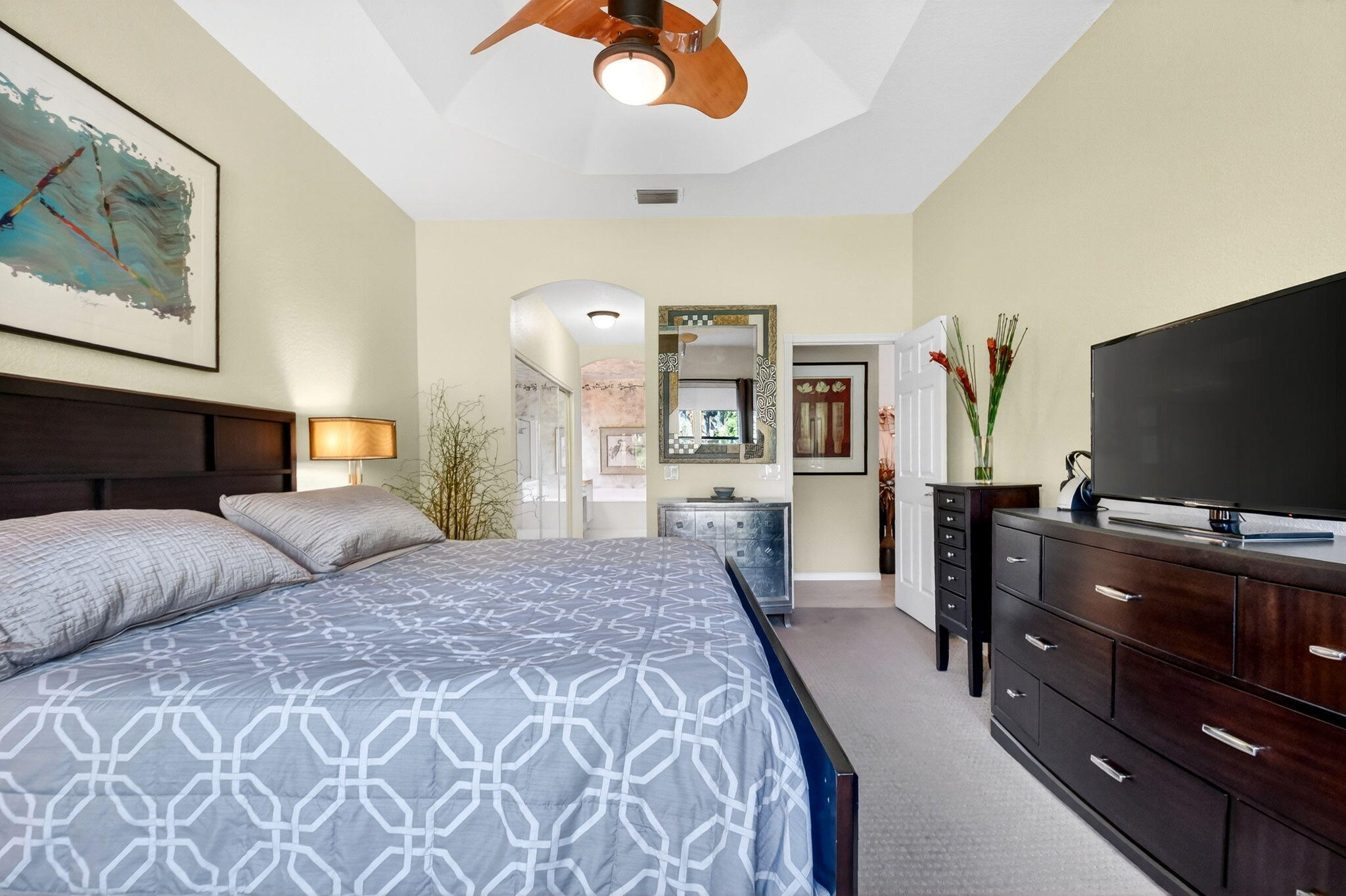 VALENCIA LAKES 3 - Residential