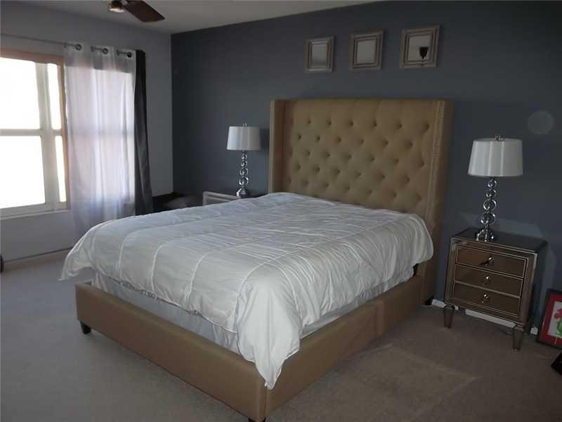 PARLIAMENT HOUSE CONDO - Residential Lease