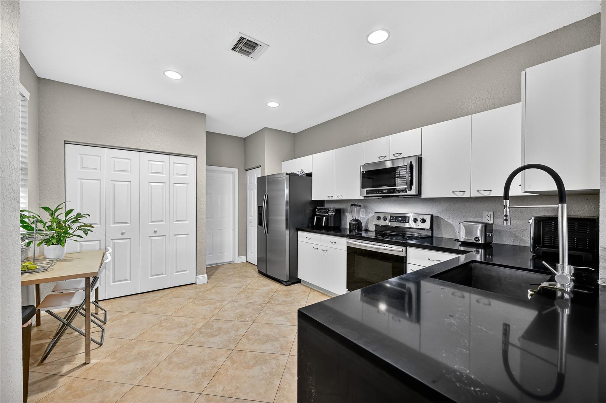 Sector 8, 9 & 10 Platblks - Residential