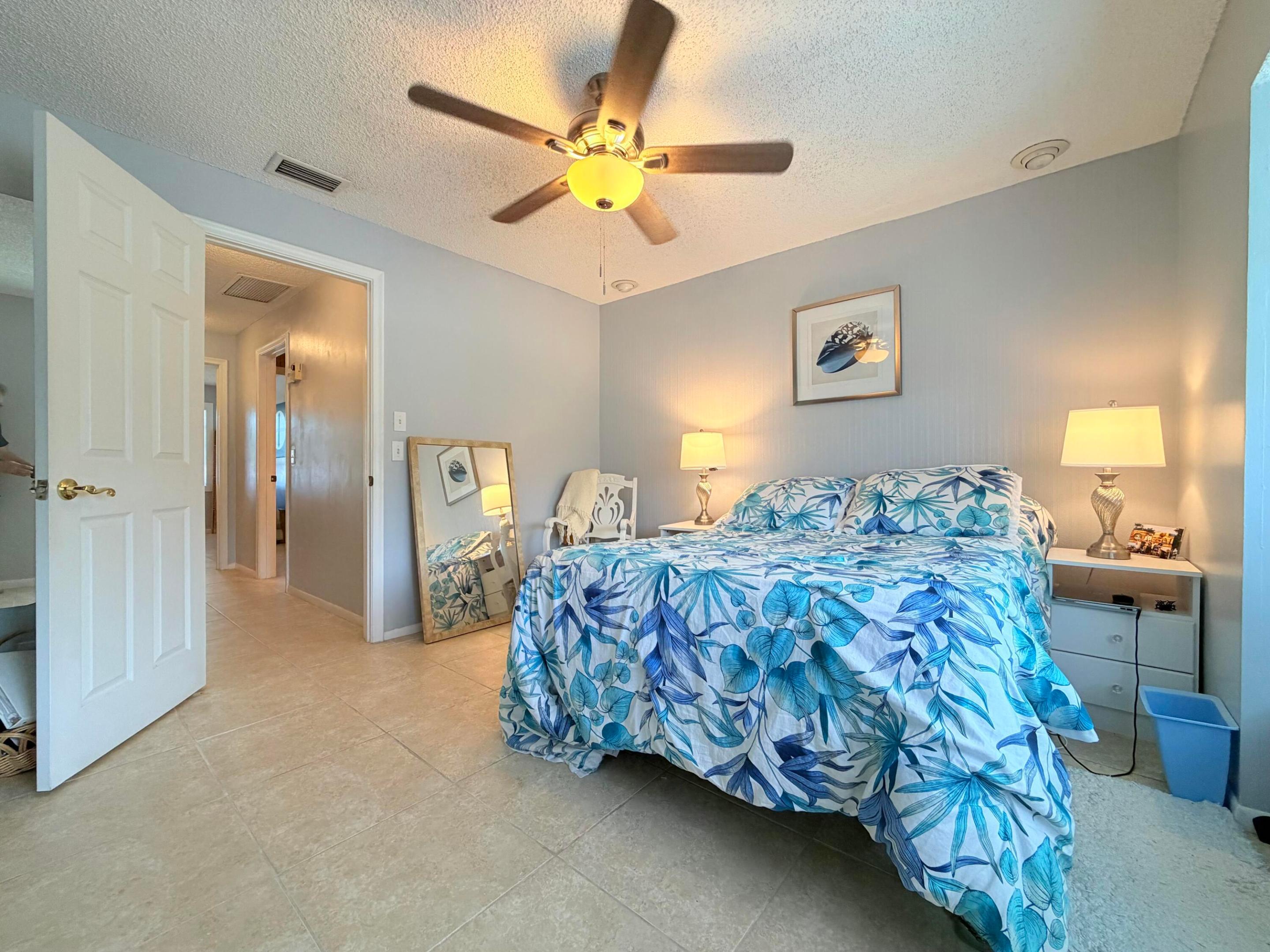 OCEAN HARBOUR VILLAS CONDOMINIUM - Residential Lease
