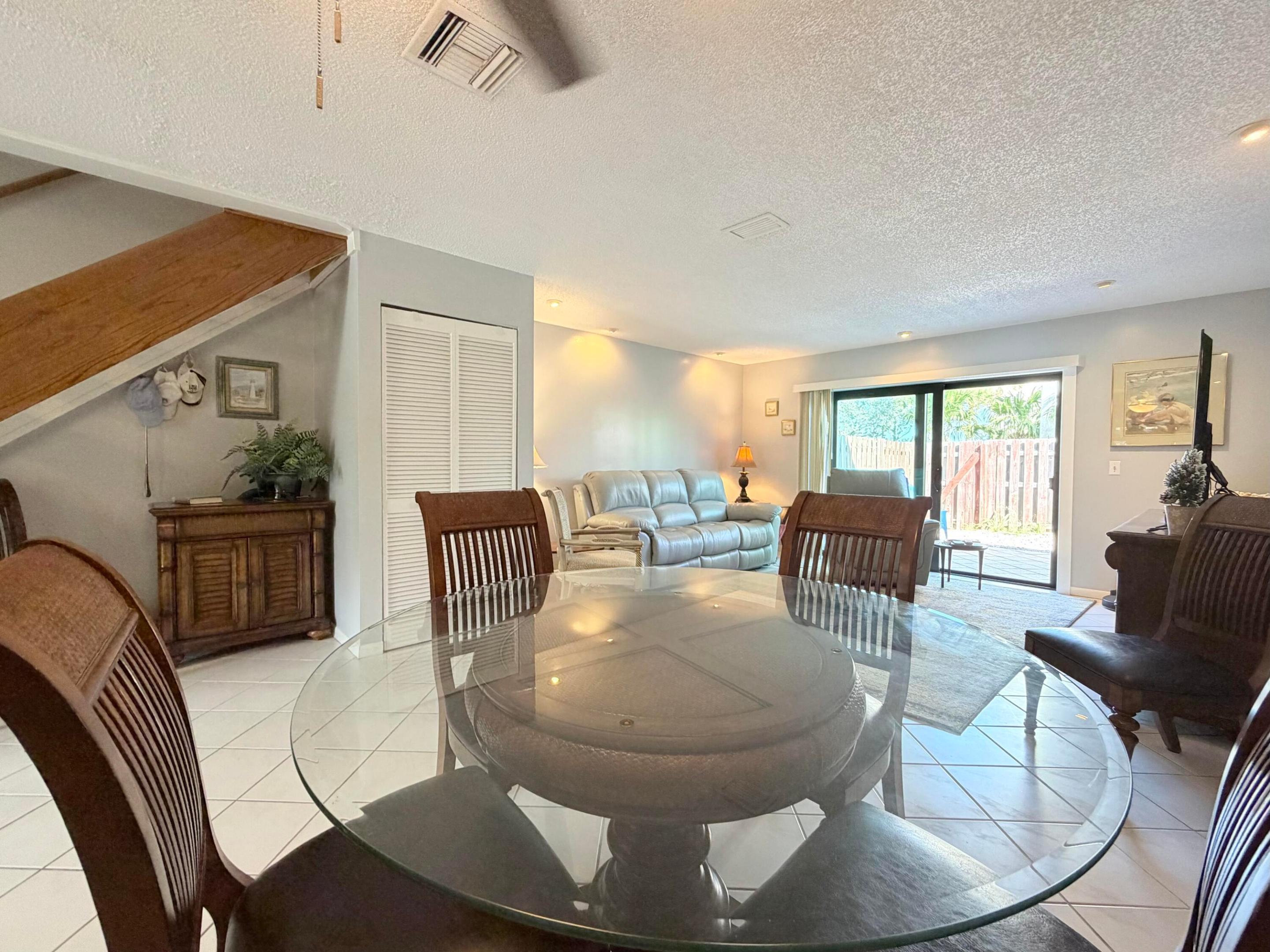 OCEAN HARBOUR VILLAS CONDOMINIUM - Residential Lease