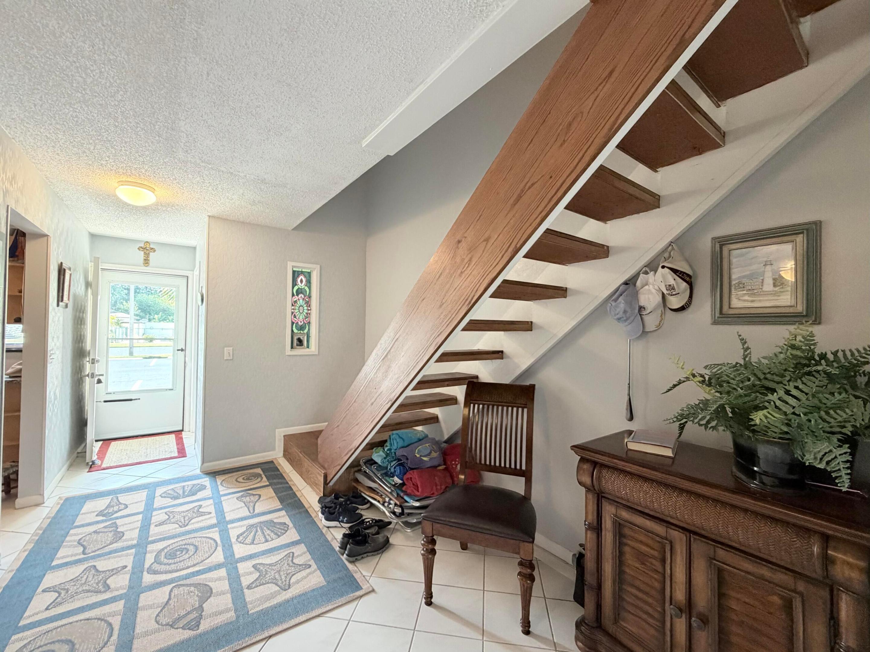 OCEAN HARBOUR VILLAS CONDOMINIUM - Residential Lease