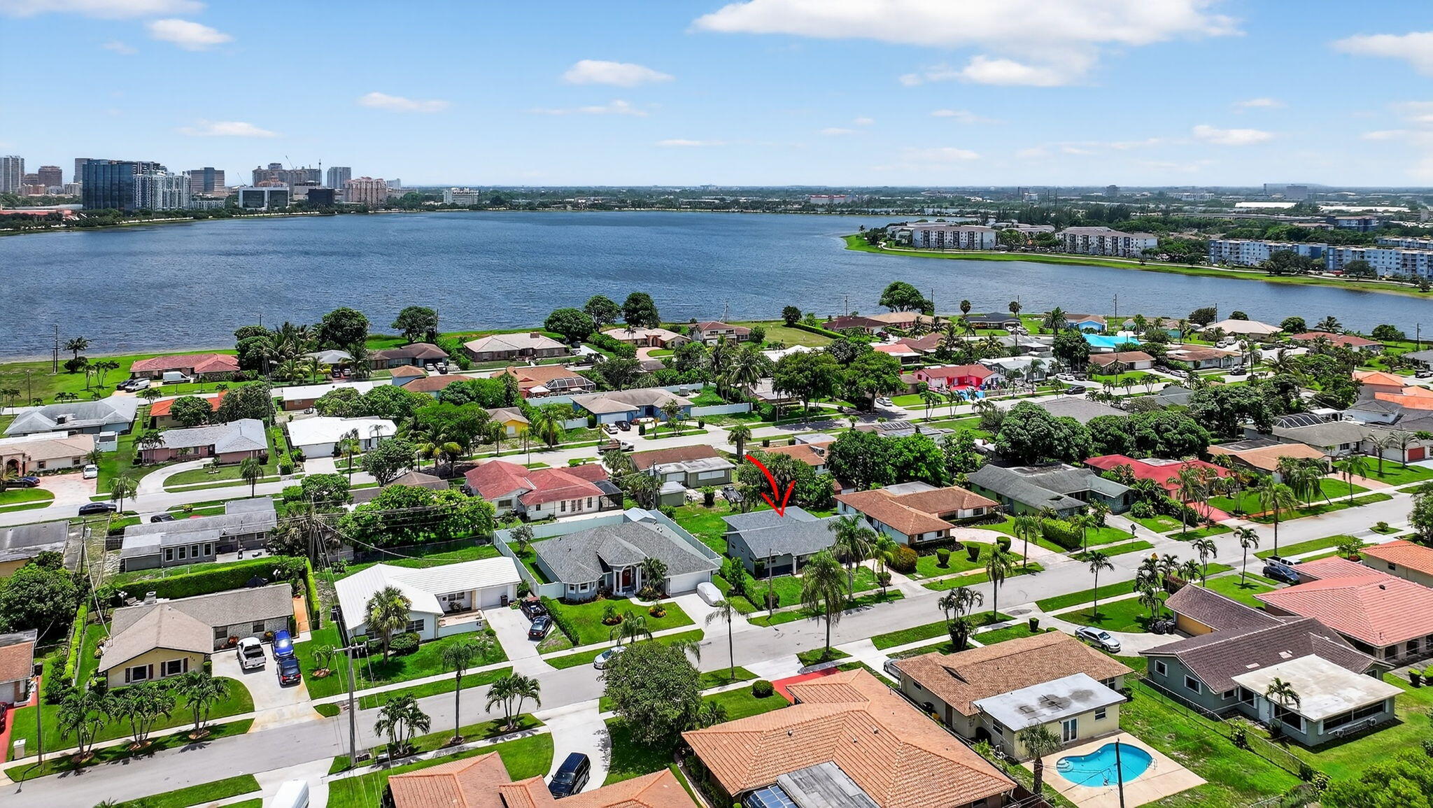 600 S Mangonia Circle