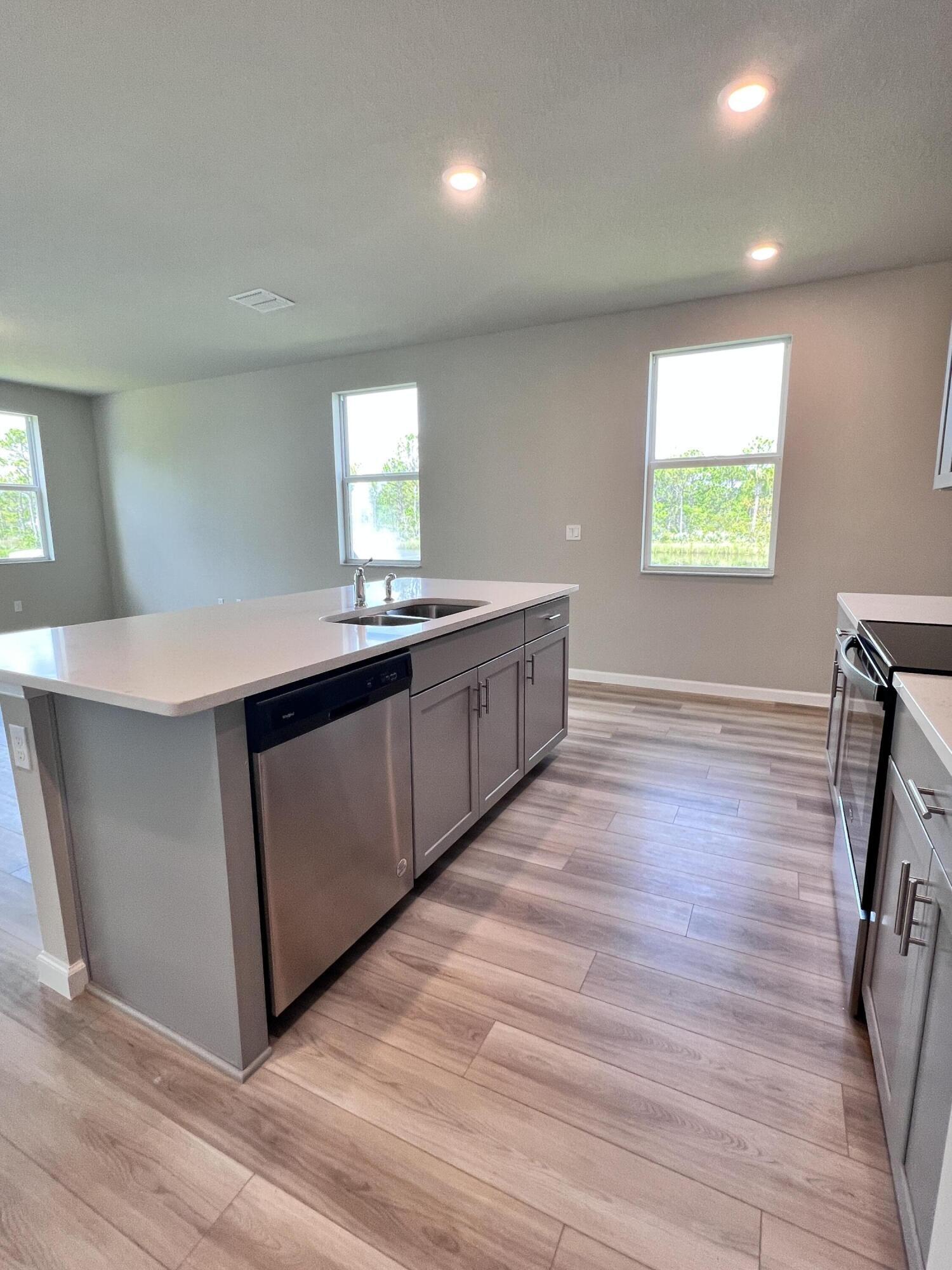 OSPREY PRESERVE - Residential