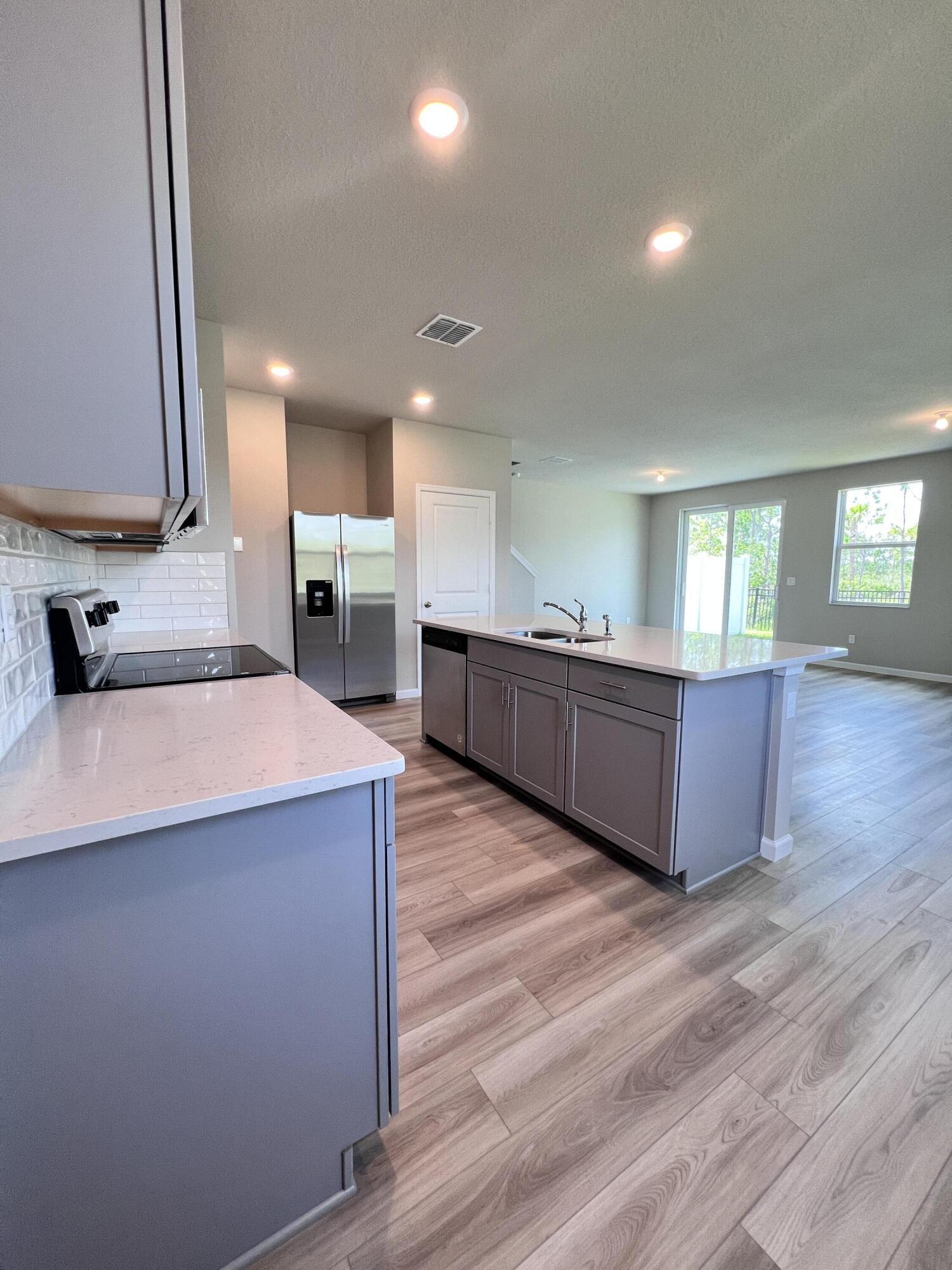 OSPREY PRESERVE - Residential