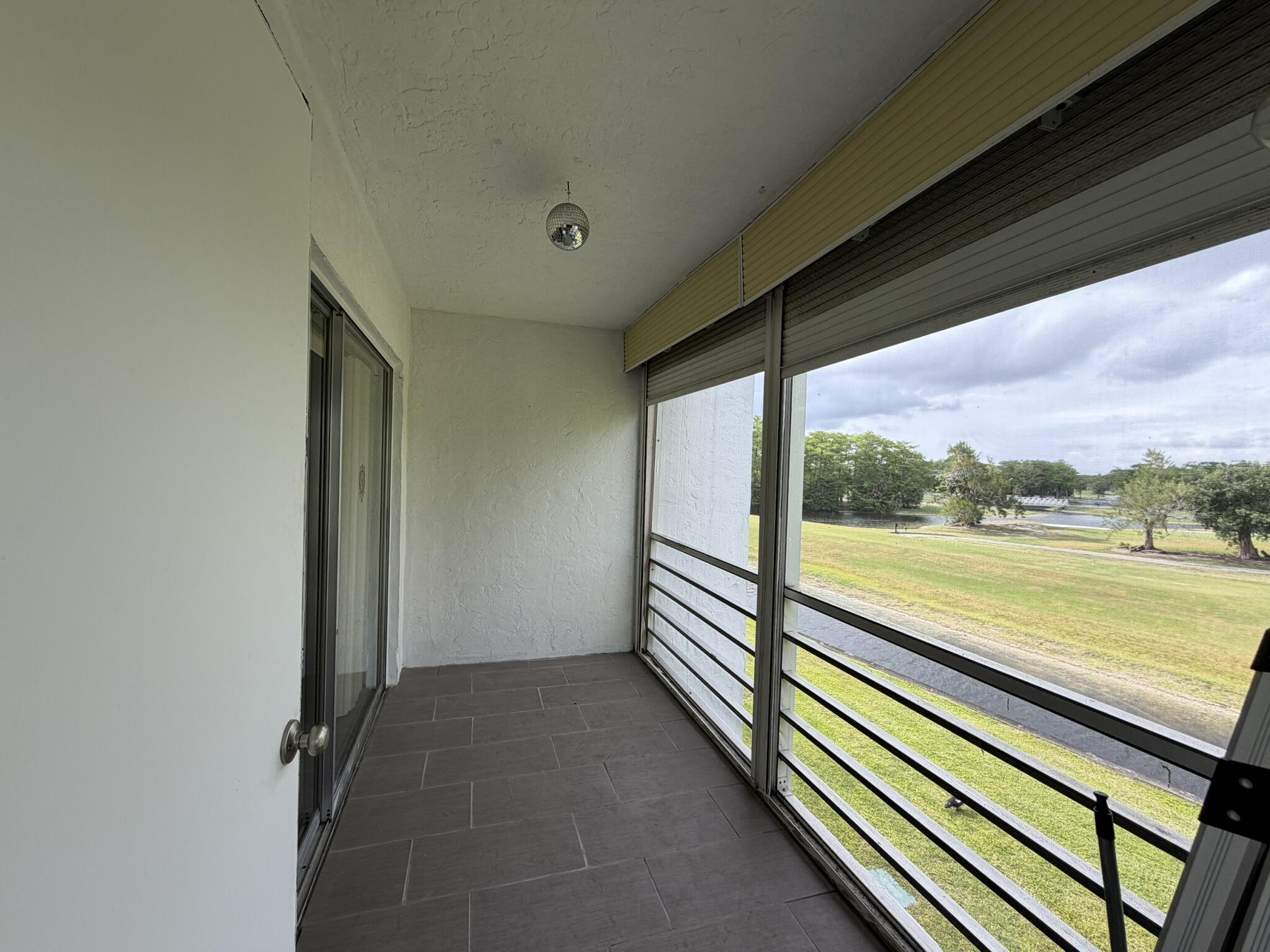 FAIRWAYS OF TAMARAC CONDOMINIUM - Residential