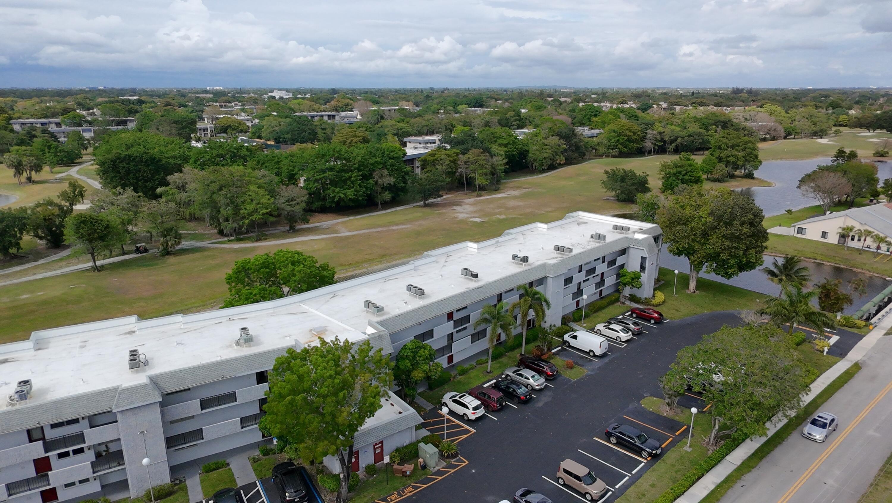 FAIRWAYS OF TAMARAC CONDOMINIUM - Residential