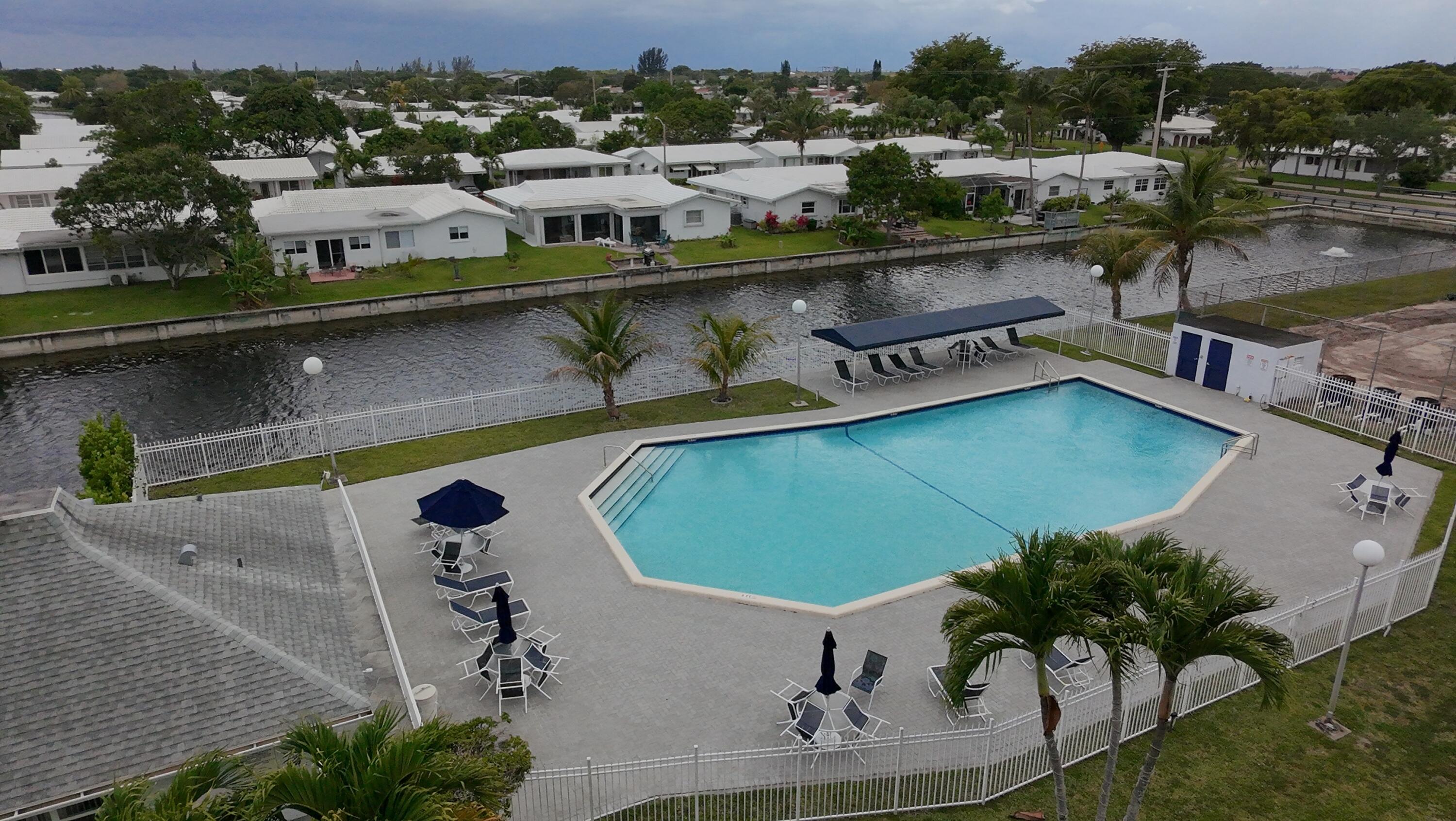 FAIRWAYS OF TAMARAC CONDOMINIUM - Residential