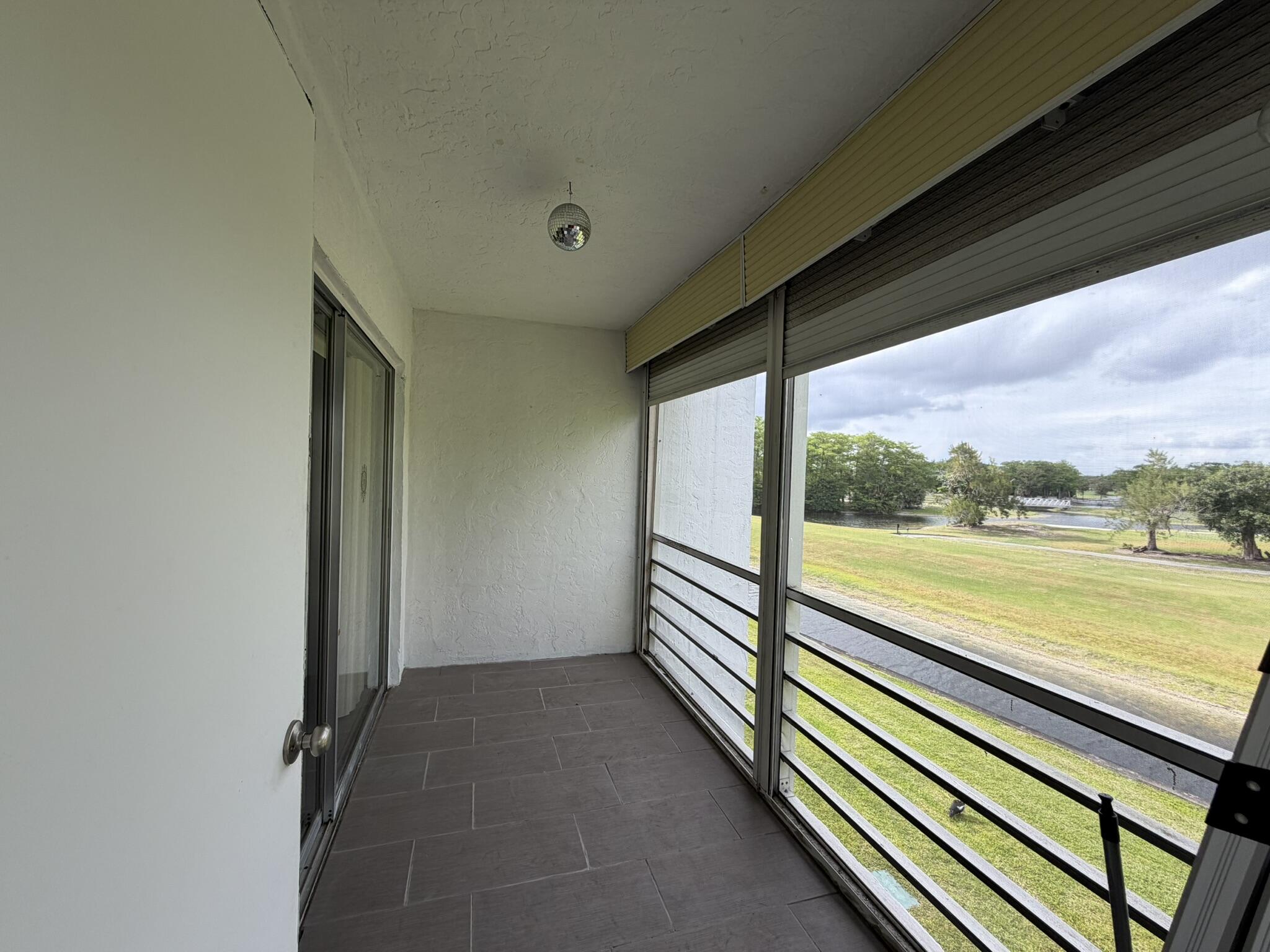 FAIRWAYS OF TAMARAC CONDOMINIUM - Residential