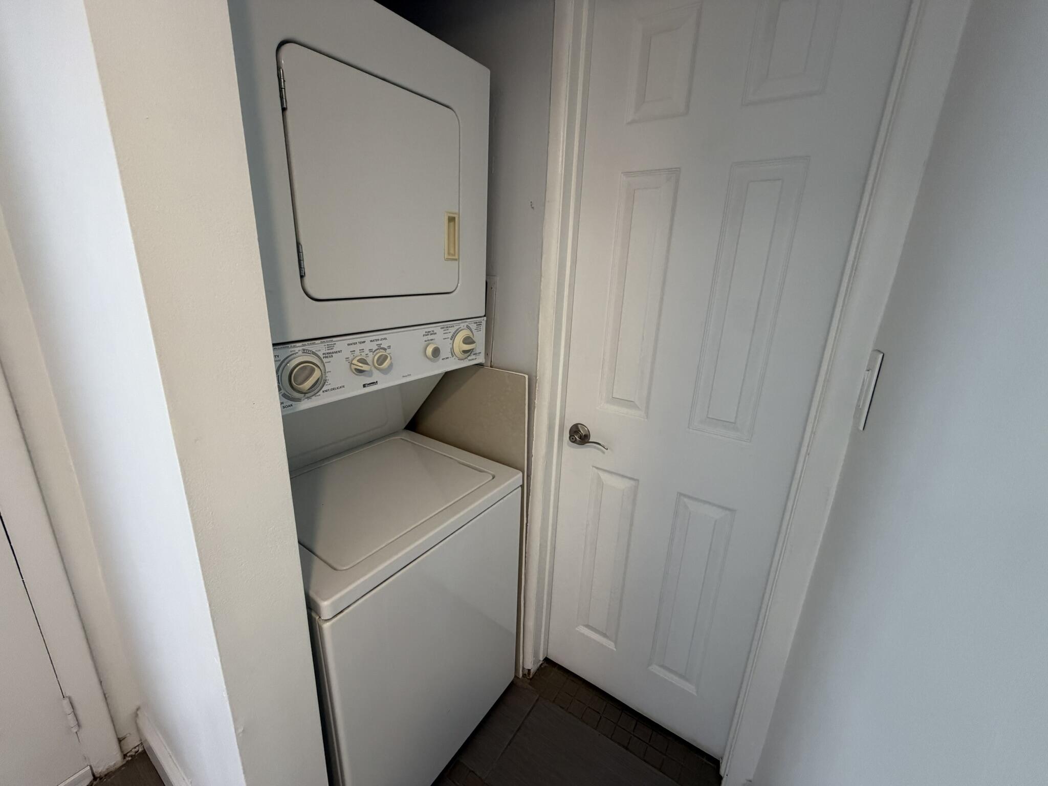 FAIRWAYS OF TAMARAC CONDOMINIUM - Residential