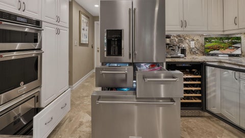 Tiny photo for 3745 OAKS CLUBHOUSE Drive #V-8, Pompano Beach, FL 33069 (MLS # B26087344)