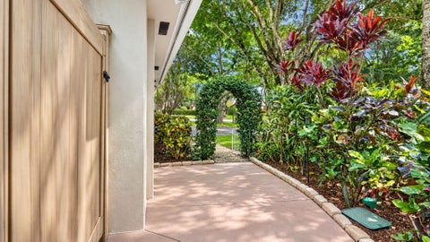Tiny photo for 3745 OAKS CLUBHOUSE Drive #V-8, Pompano Beach, FL 33069 (MLS # B26087344)