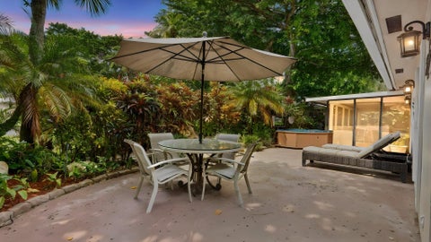 Tiny photo for 3745 OAKS CLUBHOUSE Drive #V-8, Pompano Beach, FL 33069 (MLS # B26087344)