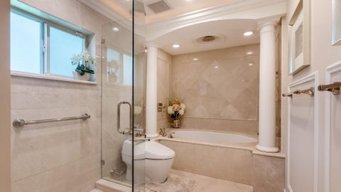Tiny photo for 3745 OAKS CLUBHOUSE Drive #V-8, Pompano Beach, FL 33069 (MLS # B26087344)