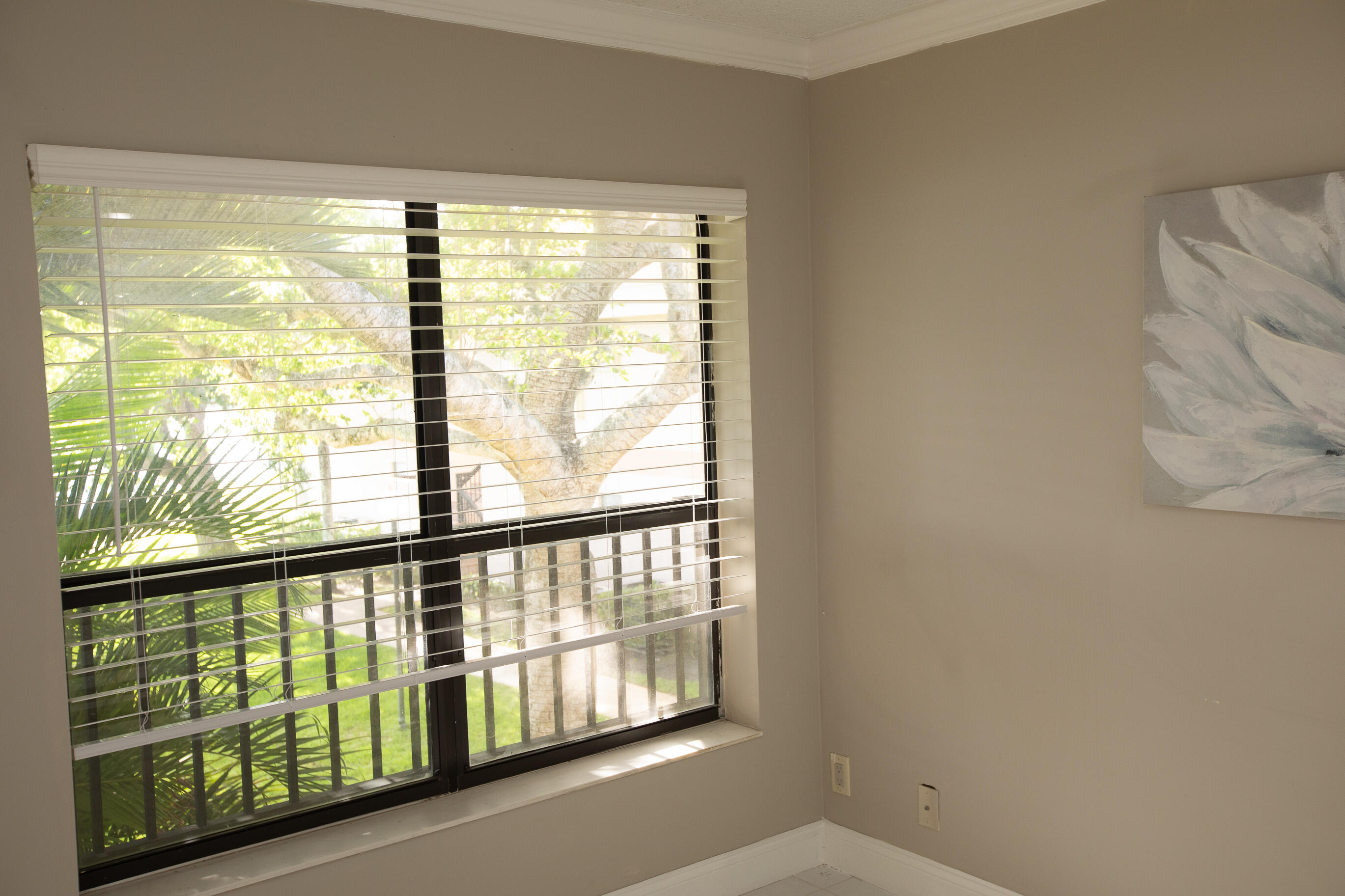 APPLEWOOD VILLAGE II-C CONDO - Residential Lease