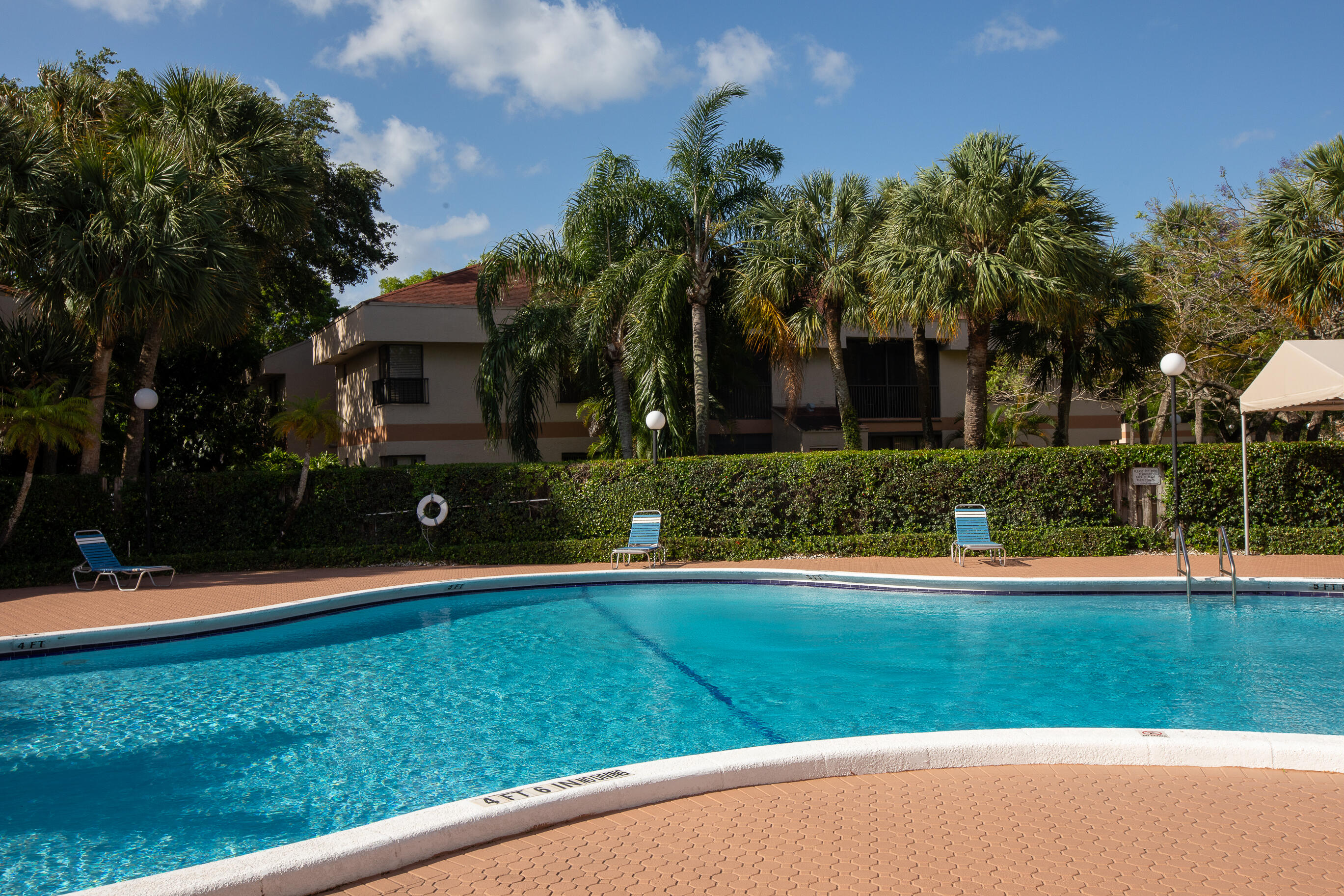 APPLEWOOD VILLAGE II-C CONDO - Residential Lease