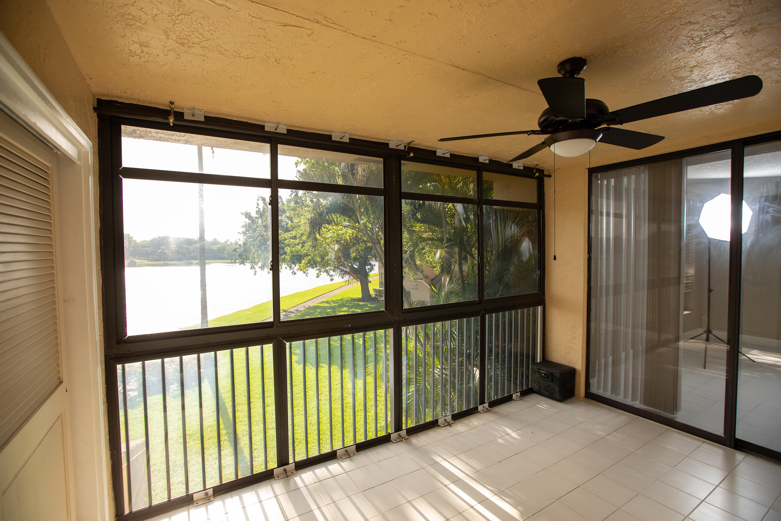 APPLEWOOD VILLAGE II-C CONDO - Residential Lease