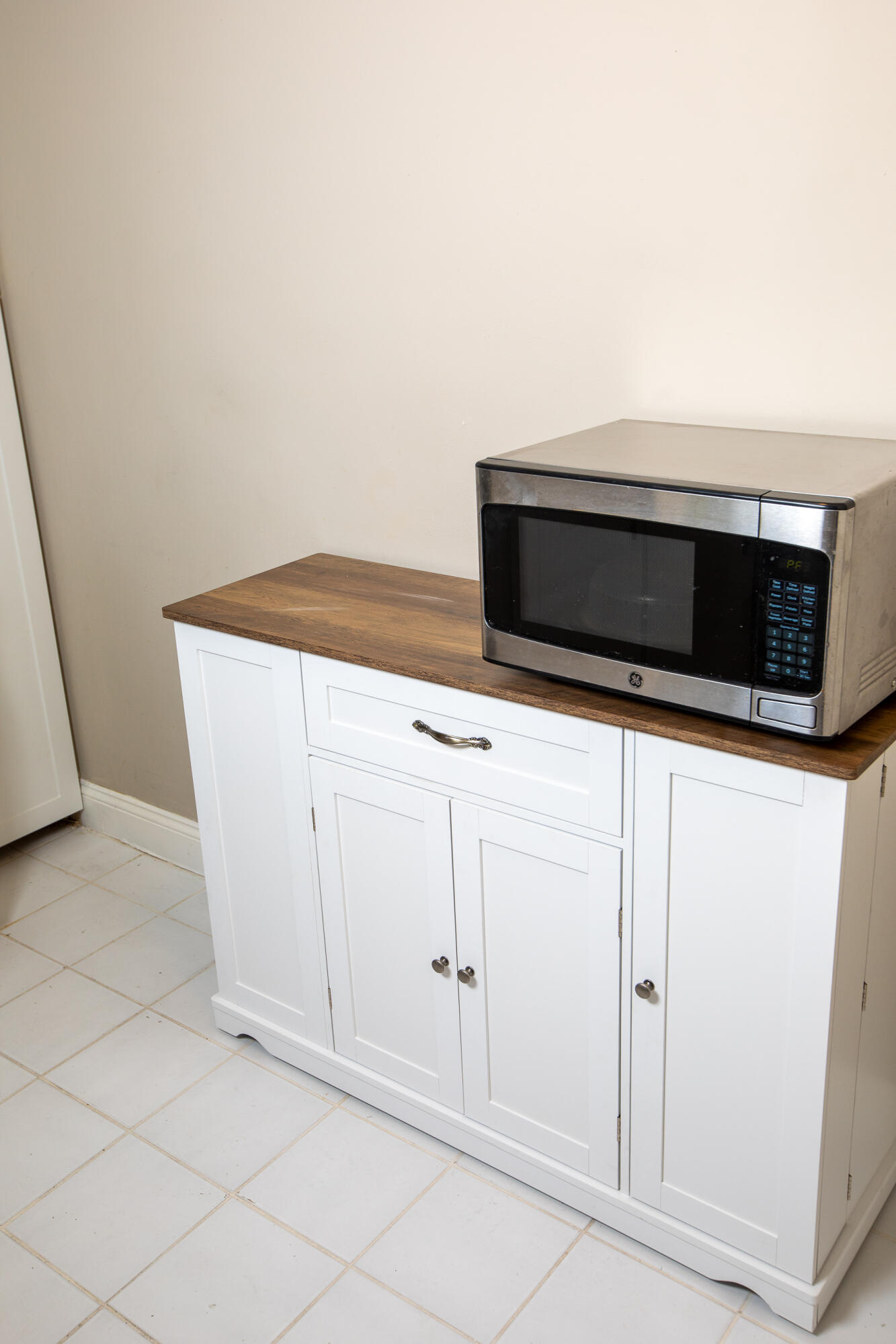APPLEWOOD VILLAGE II-C CONDO - Residential Lease