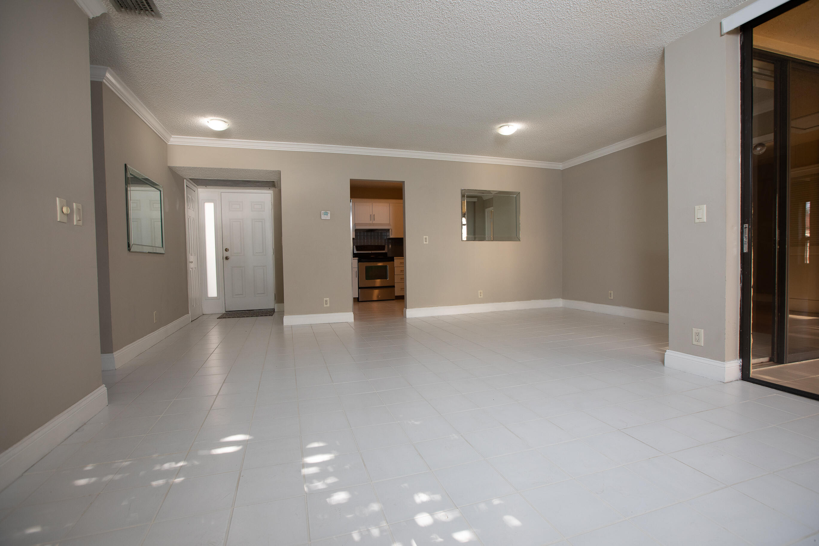 APPLEWOOD VILLAGE II-C CONDO - Residential Lease