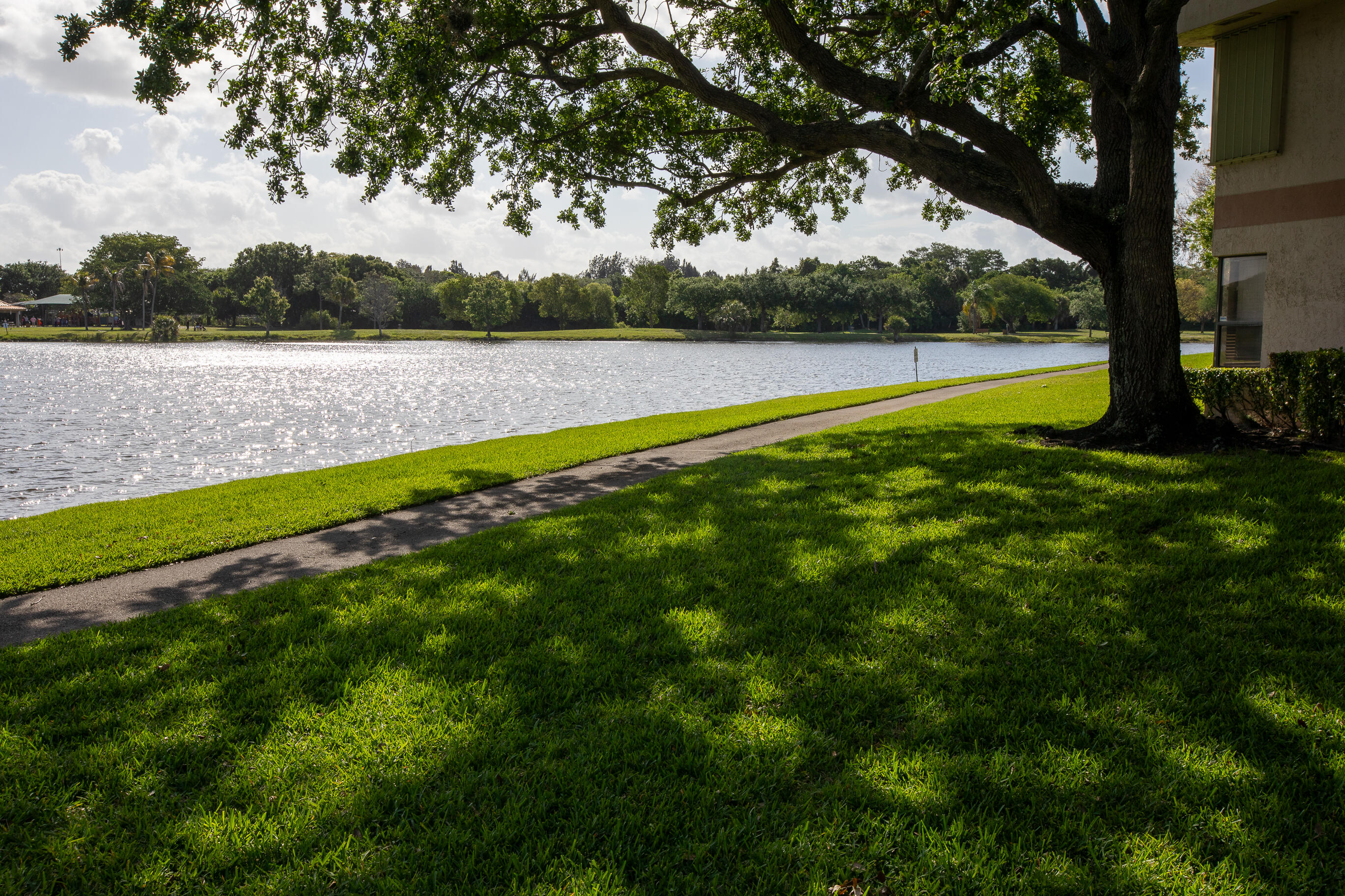 APPLEWOOD VILLAGE II-C CONDO - Residential Lease