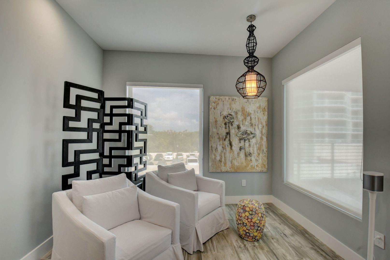 HOLLYWOOD CENTRAL REACH - Residential