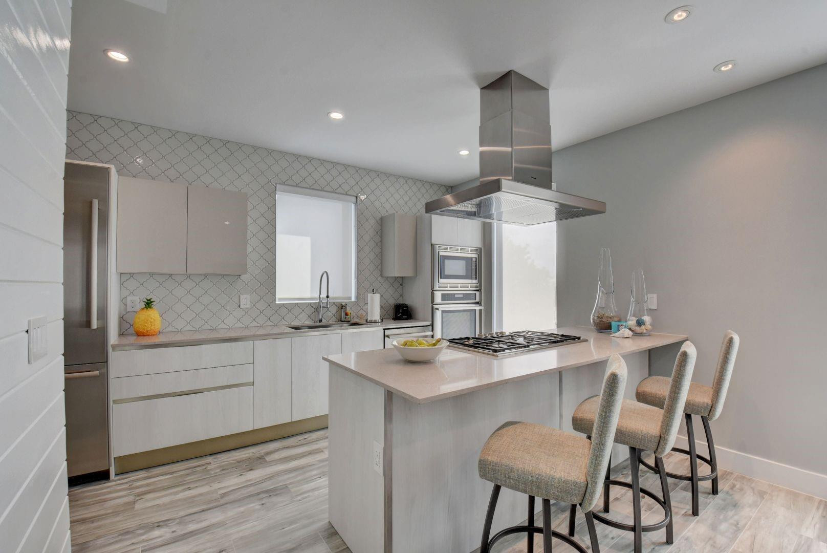 HOLLYWOOD CENTRAL REACH - Residential