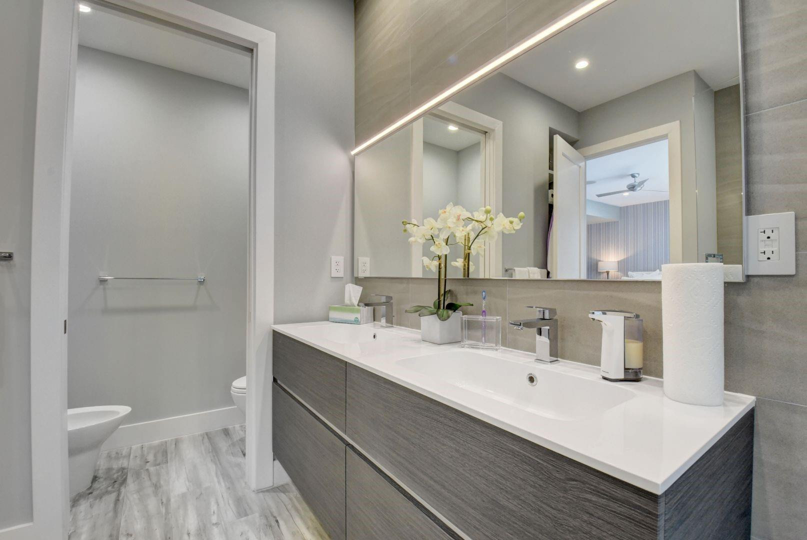 HOLLYWOOD CENTRAL REACH - Residential