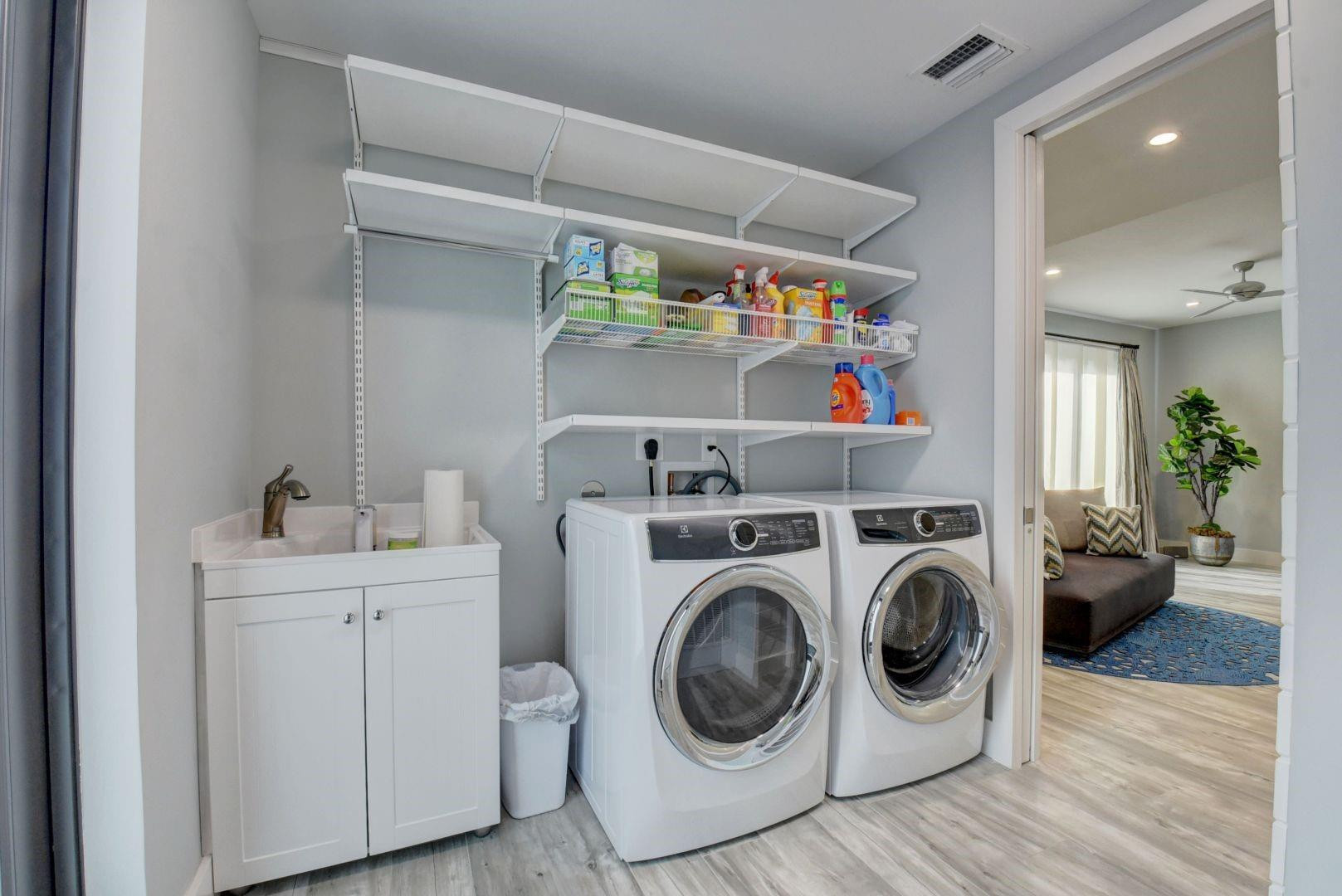 HOLLYWOOD CENTRAL REACH - Residential