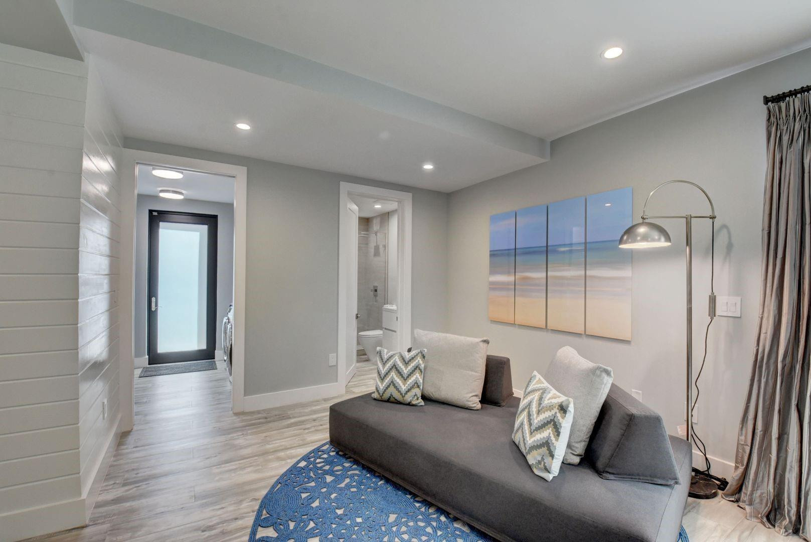 HOLLYWOOD CENTRAL REACH - Residential