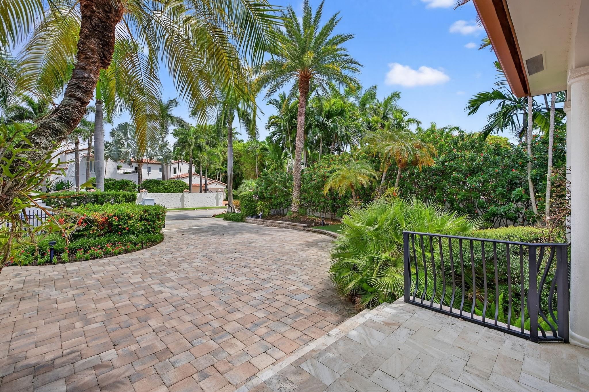 IDLEWYLD 1-19 B - Residential