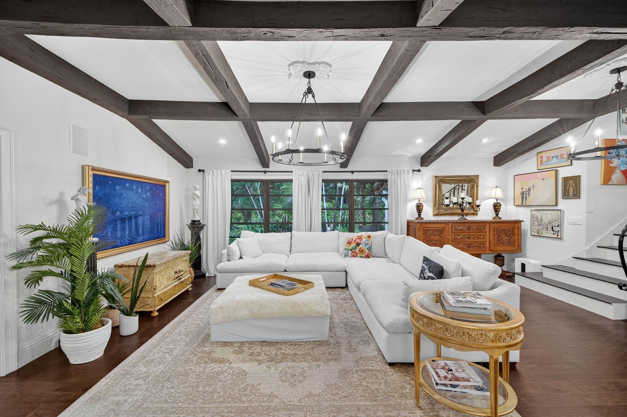 IDLEWYLD 1-19 B - Residential