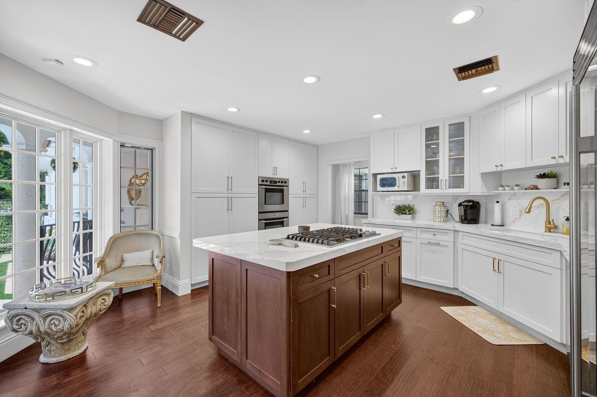 IDLEWYLD 1-19 B - Residential