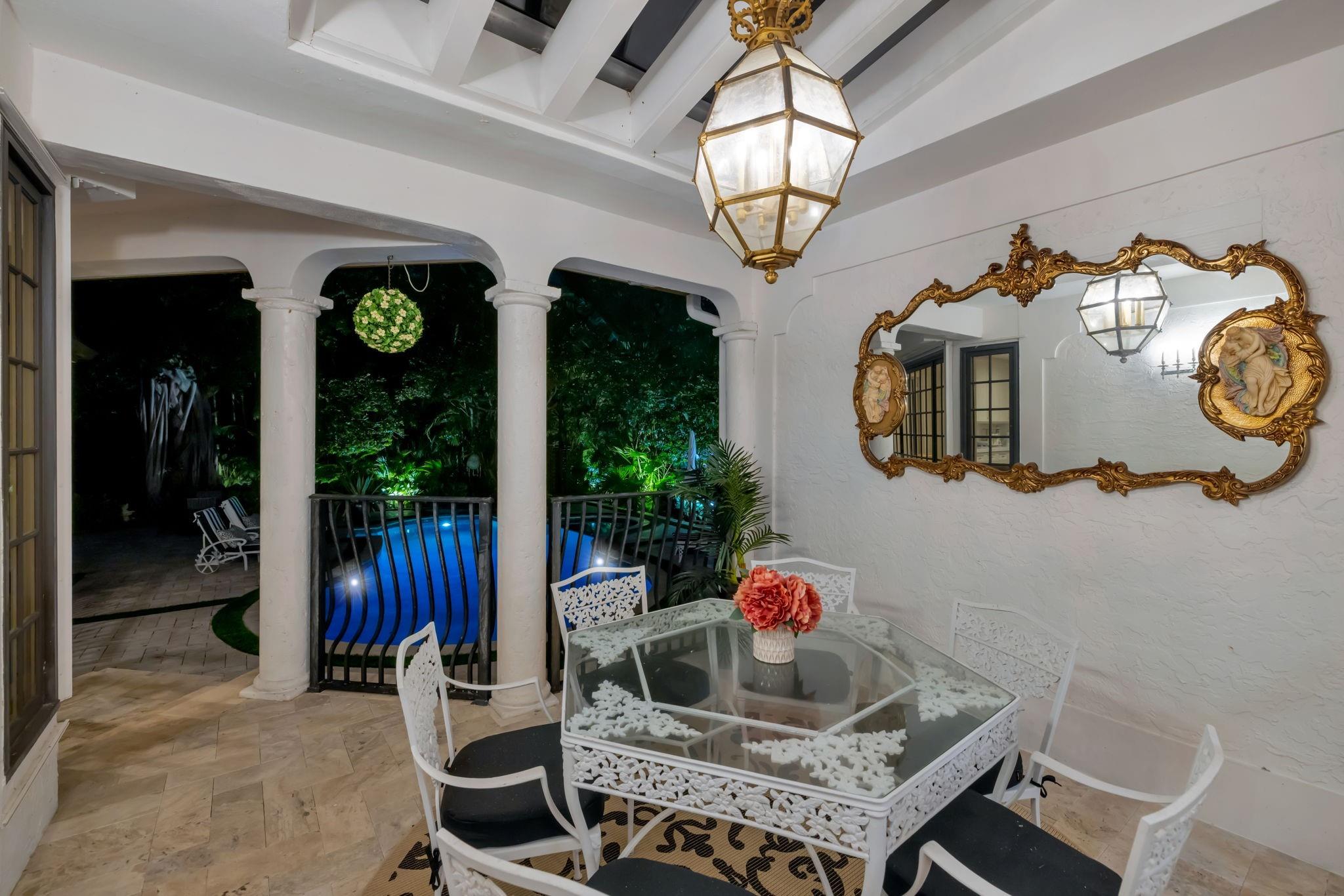 IDLEWYLD 1-19 B - Residential