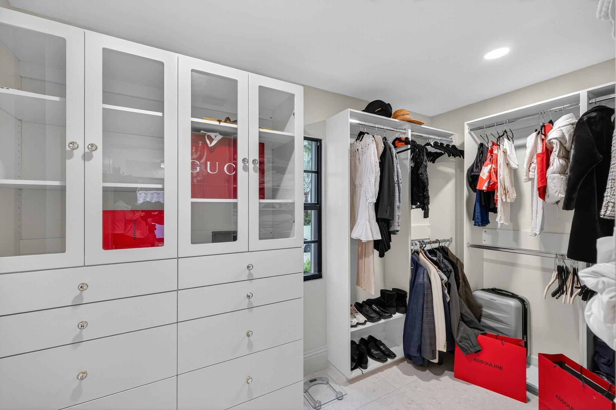 IDLEWYLD 1-19 B - Residential