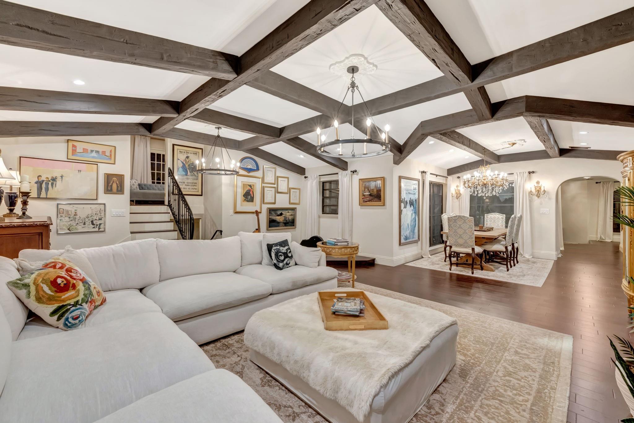 IDLEWYLD 1-19 B - Residential