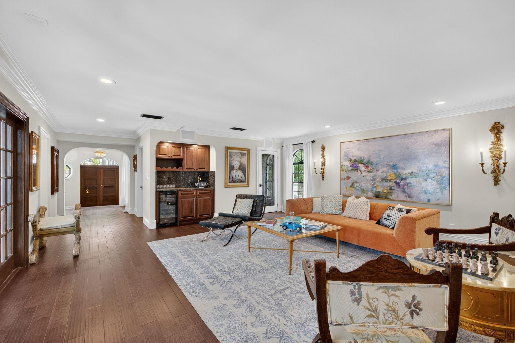 IDLEWYLD 1-19 B - Residential