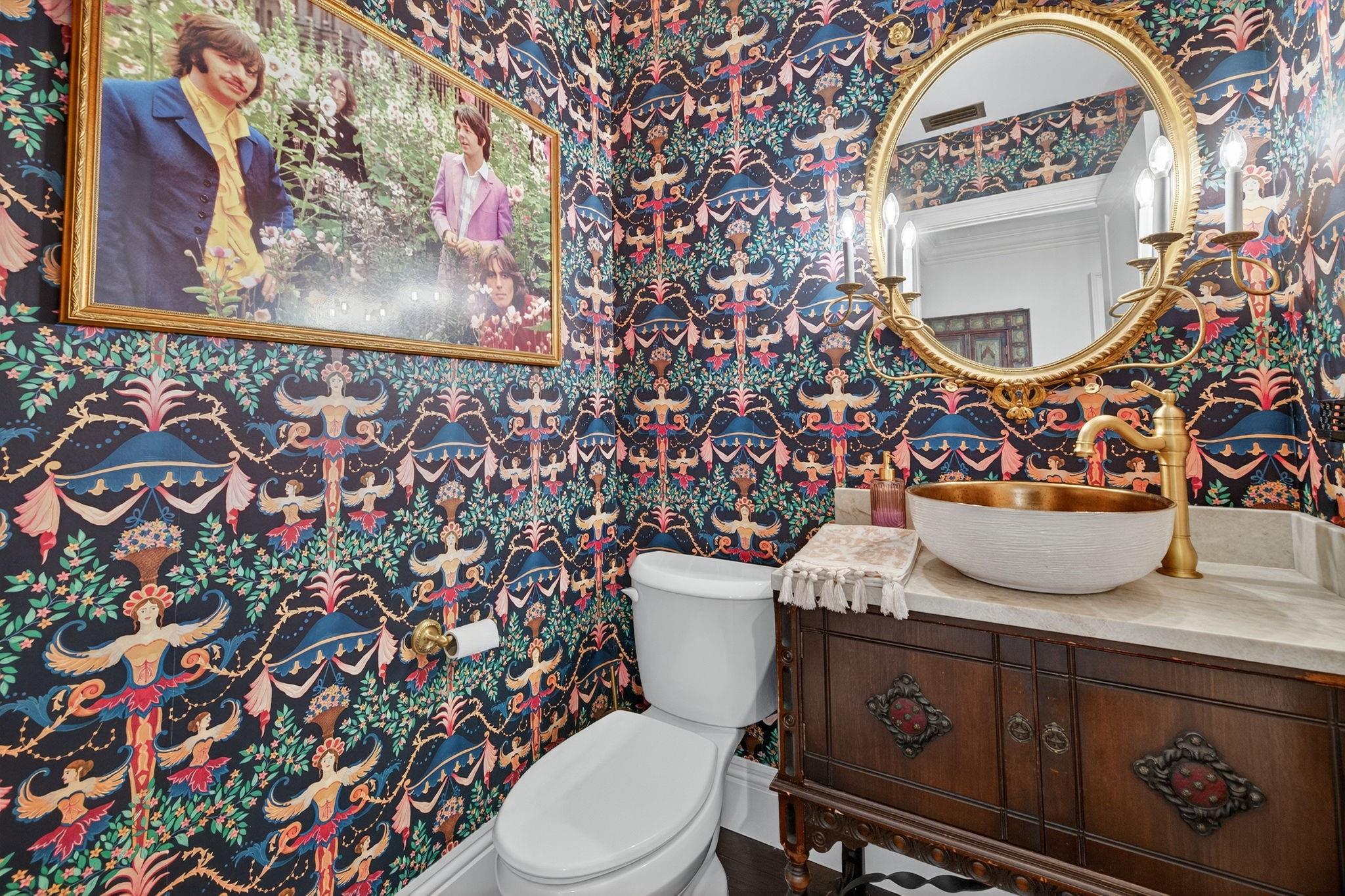 IDLEWYLD 1-19 B - Residential