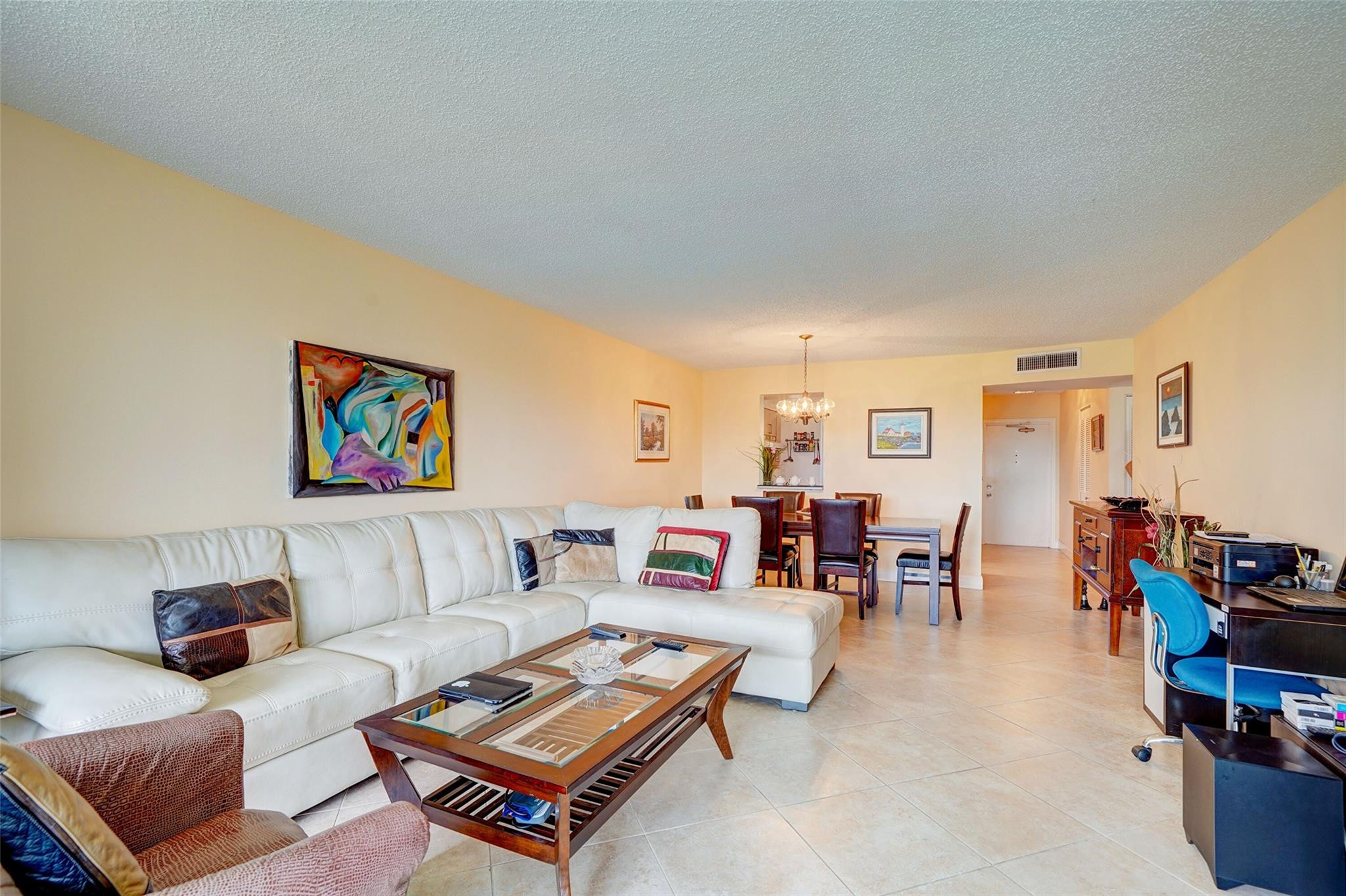 Palm Lakes Condo - Residential Lease