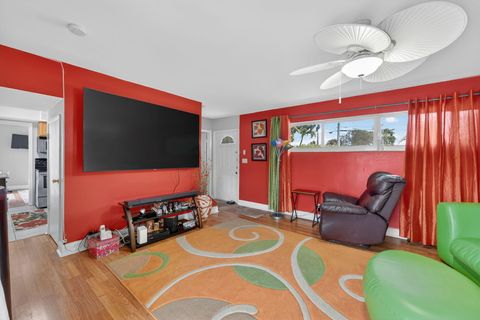 Tiny photo for 1380 NE 40th Drive, Oakland Park, FL 33334 (MLS # B26016953)