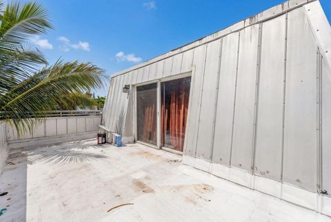 Tiny photo for 1380 NE 40th Drive, Oakland Park, FL 33334 (MLS # B26016953)