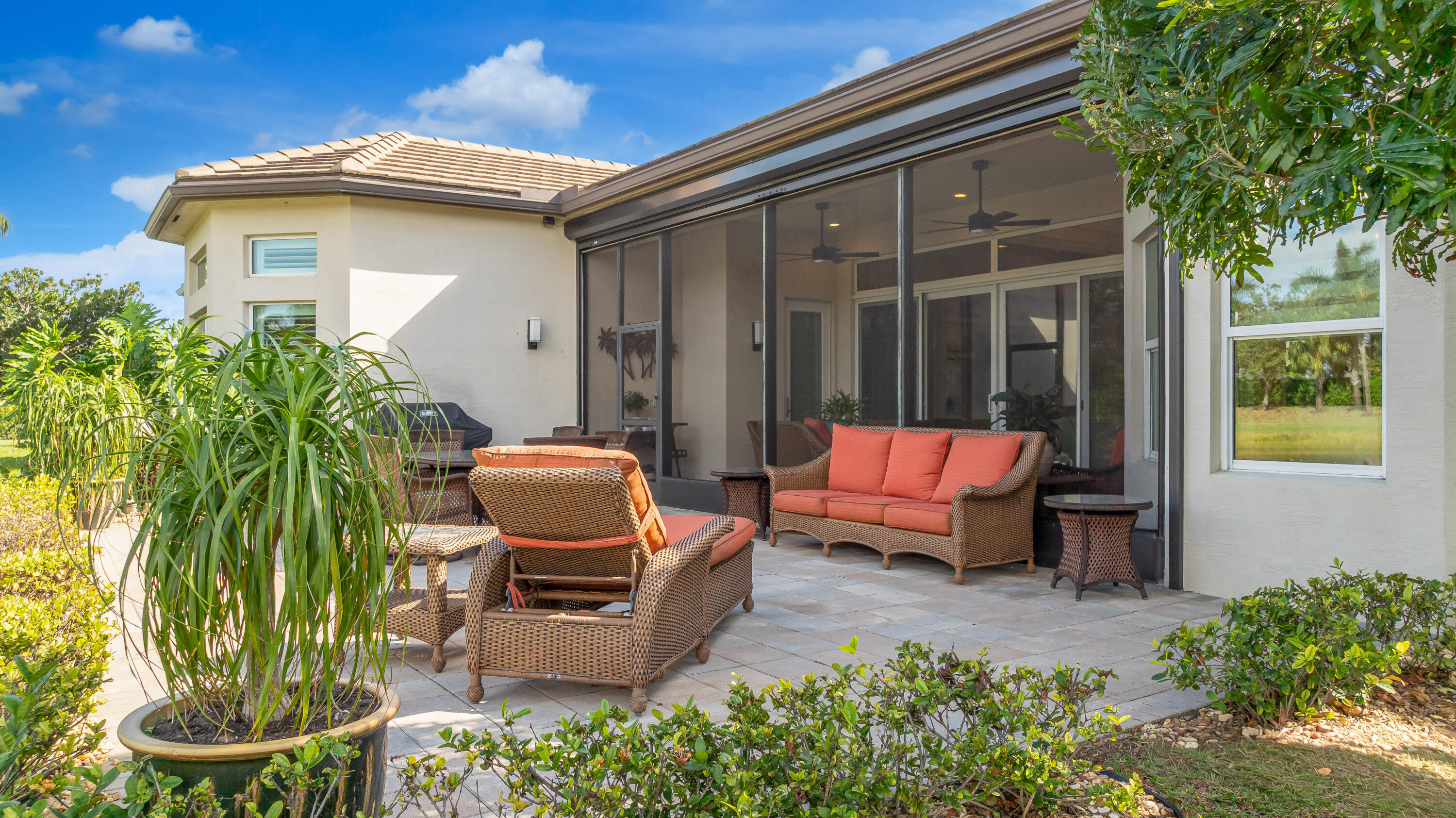 Valencia Sound - Residential