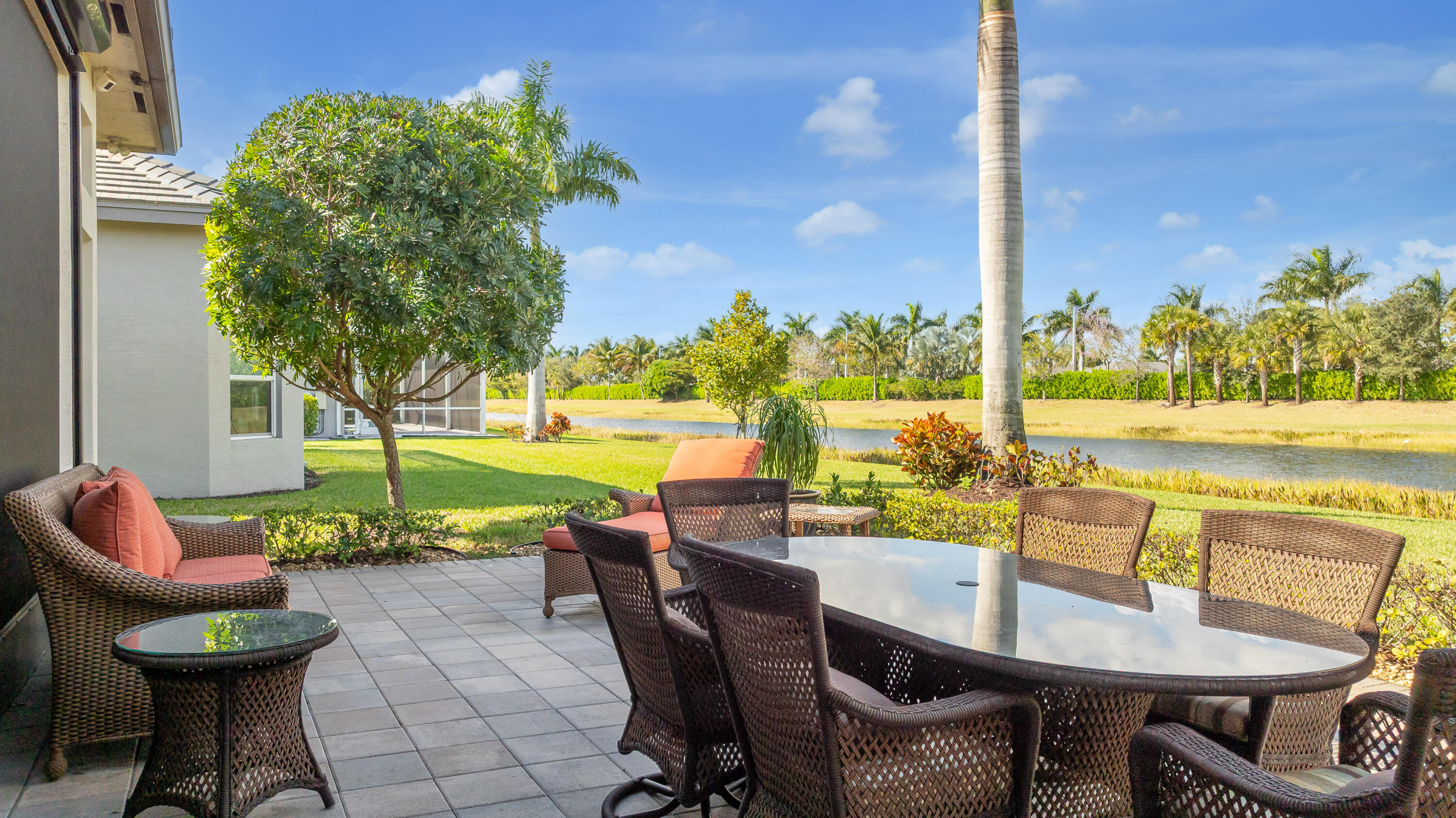 Valencia Sound - Residential