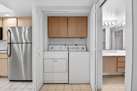 Tiny photo for 8111 Northboro Court #11b, Lake Clarke Shores, FL 33406 (MLS # B26009593)