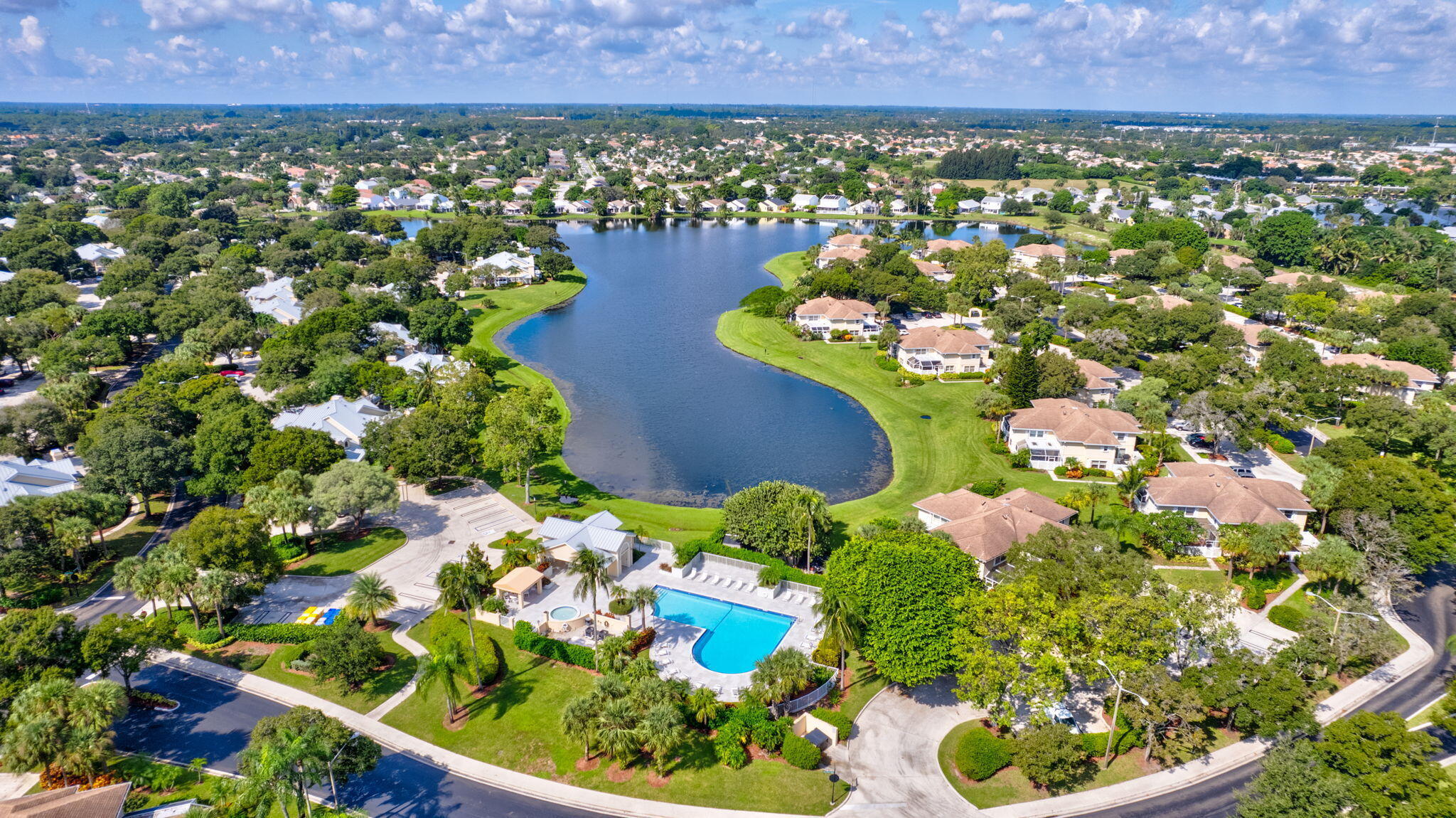 WELLESLEY AT LAKE CLARKE SHORES - Residential