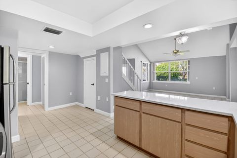 Tiny photo for 8111 Northboro Court #11b, Lake Clarke Shores, FL 33406 (MLS # B26009593)